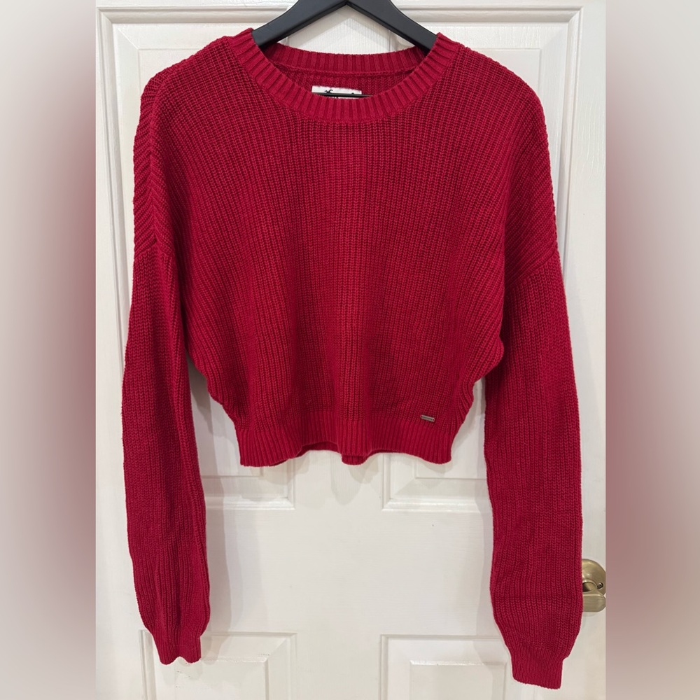Hollister Crop Sweater. Red. Size Small.